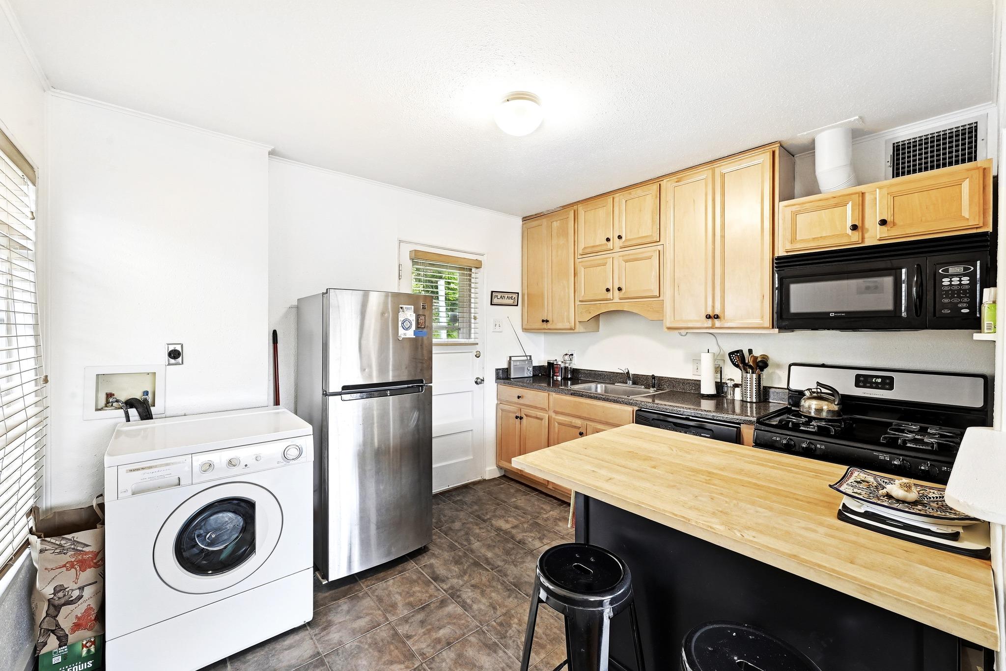 2003 Alameda Drive Austin TX 78704