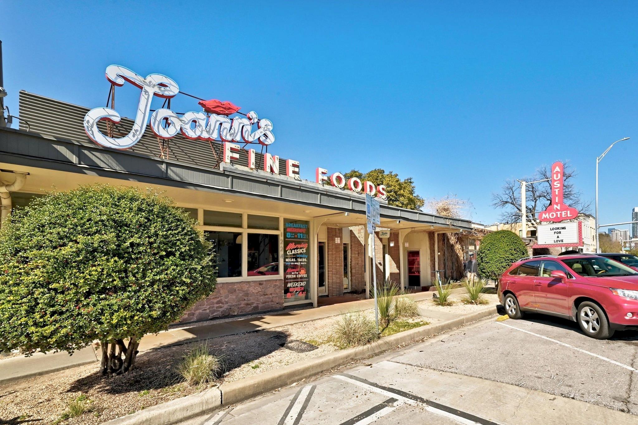 2003 Alameda Drive Austin TX 78704
