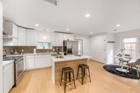 1109 Fieldcrest Drive Austin TX 78704
