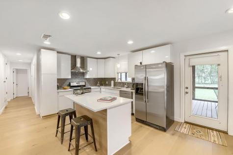 1109 Fieldcrest Drive Austin TX 78704
