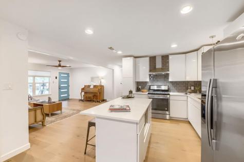 1109 Fieldcrest Drive Austin TX 78704