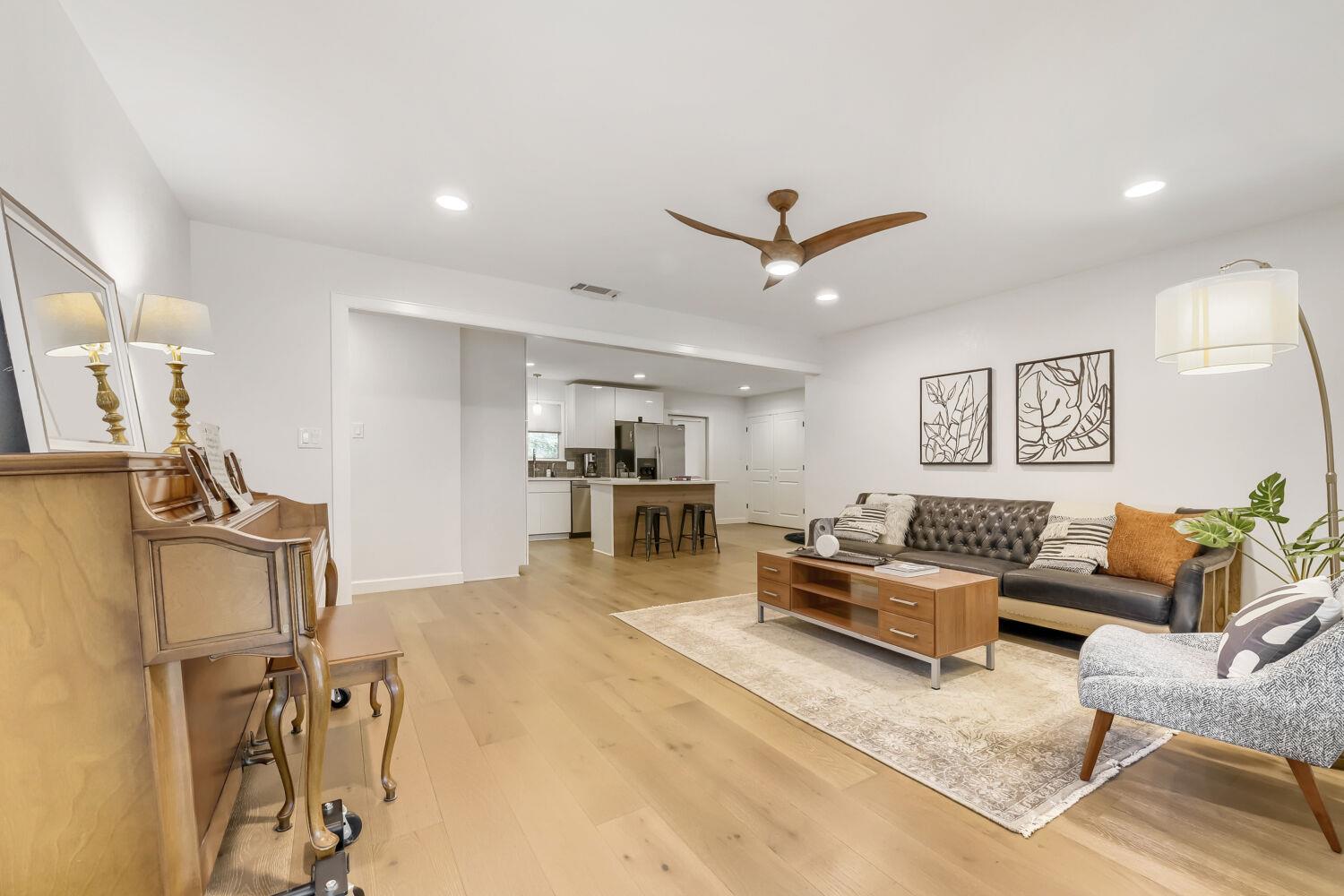 1109 Fieldcrest Drive Austin TX 78704