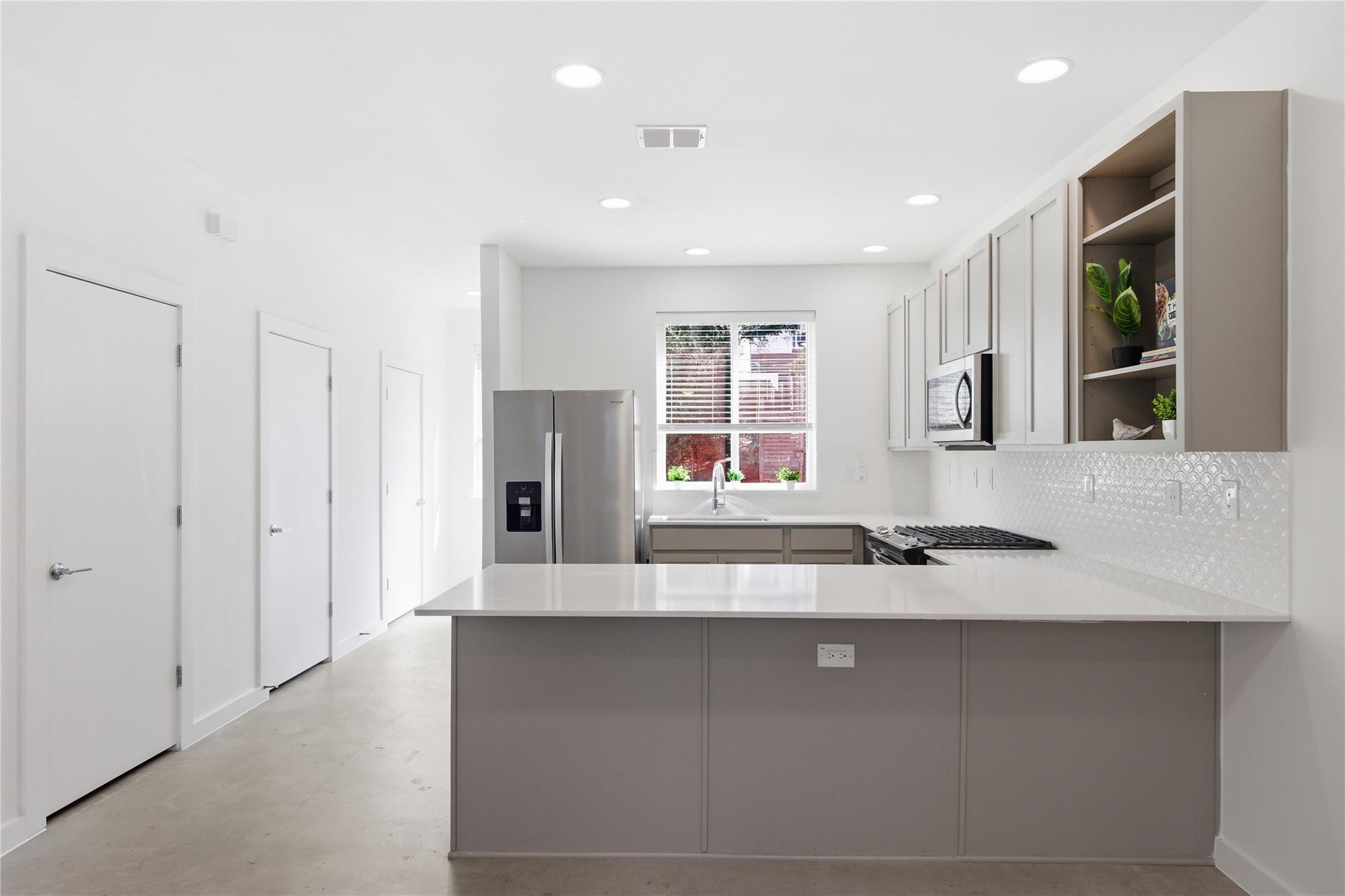 814 N Bluff Drive Austin TX 78745