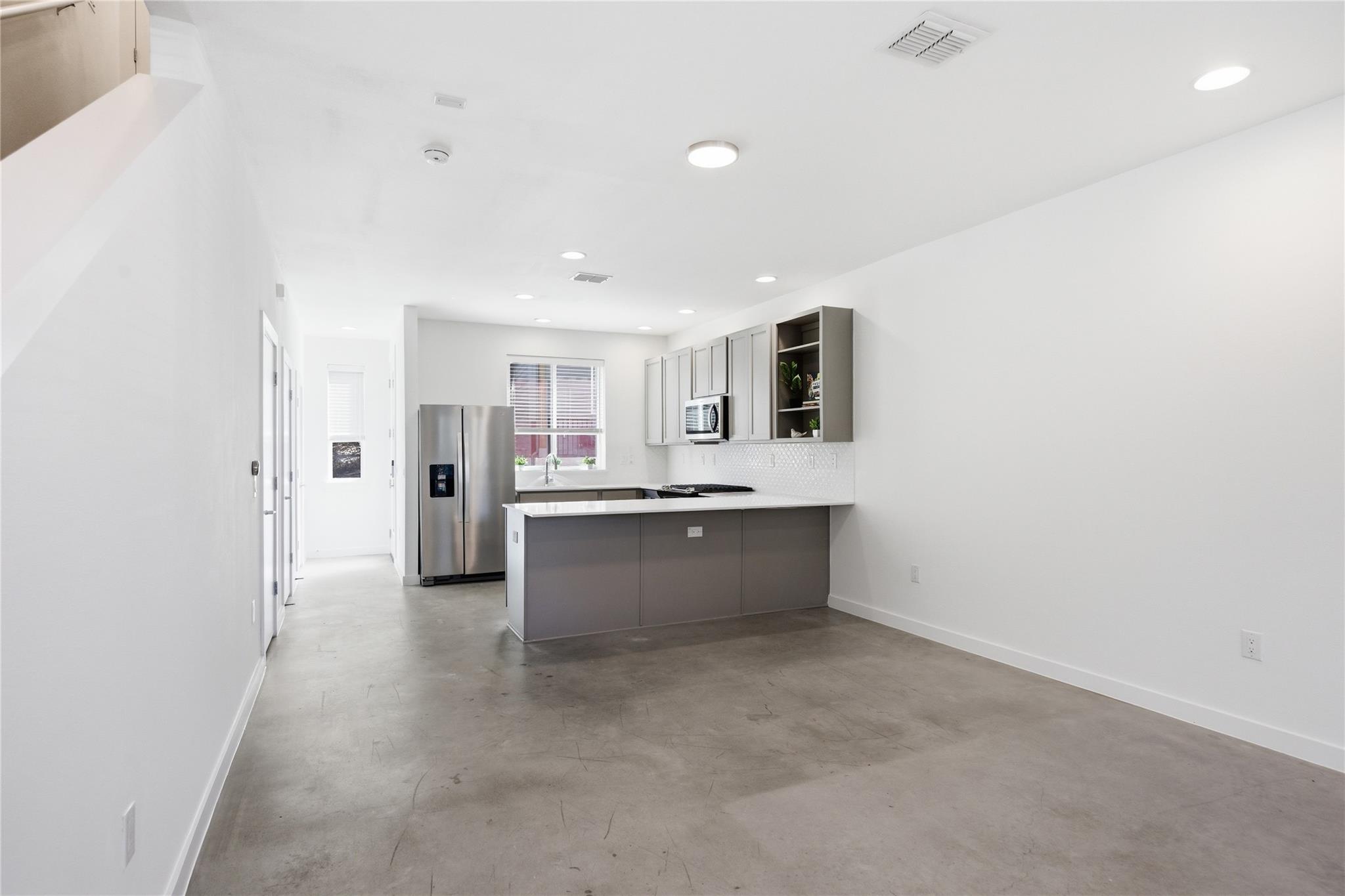 814 N Bluff Drive Austin TX 78745