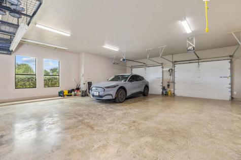 128 Strada Luca Florence TX 76527