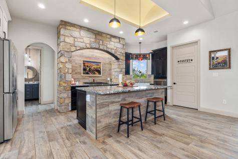 128 Strada Luca Florence TX 76527