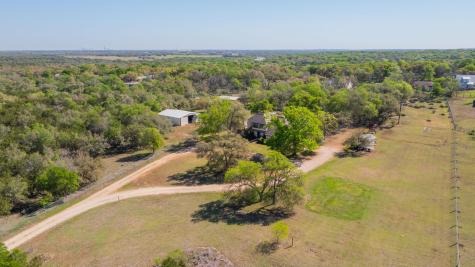 28 Country Oaks Drive Buda TX 78610
