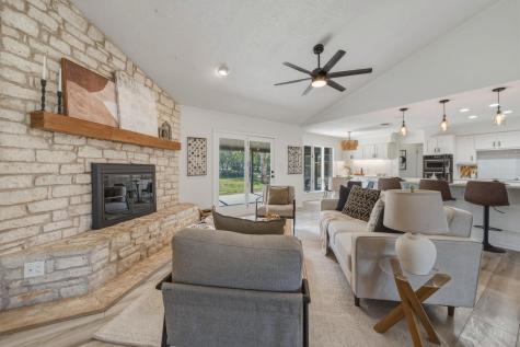 28 Country Oaks Drive Buda TX 78610