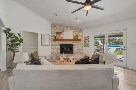 28 Country Oaks Drive Buda TX 78610
