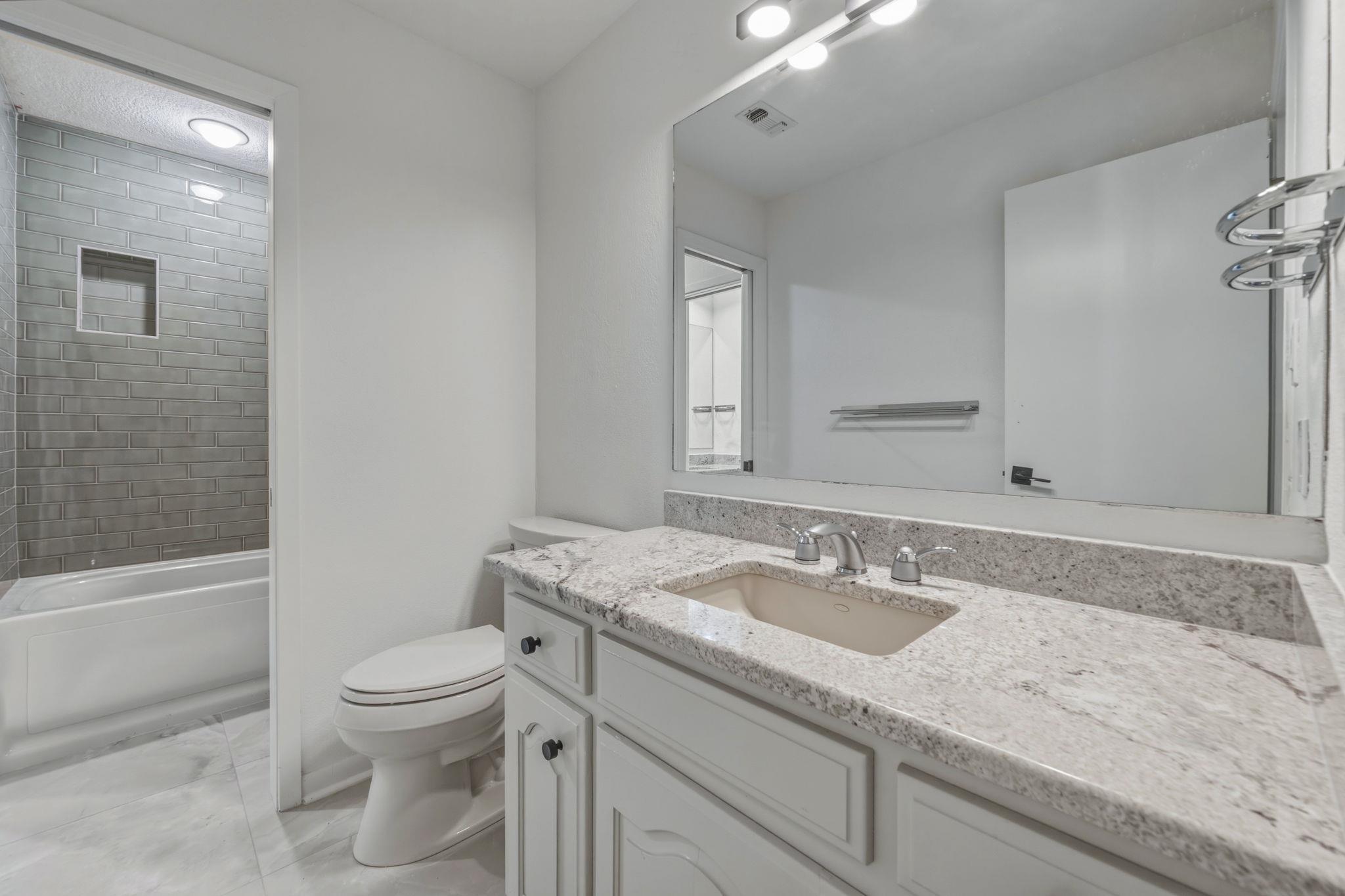 28 Country Oaks Drive Buda TX 78610