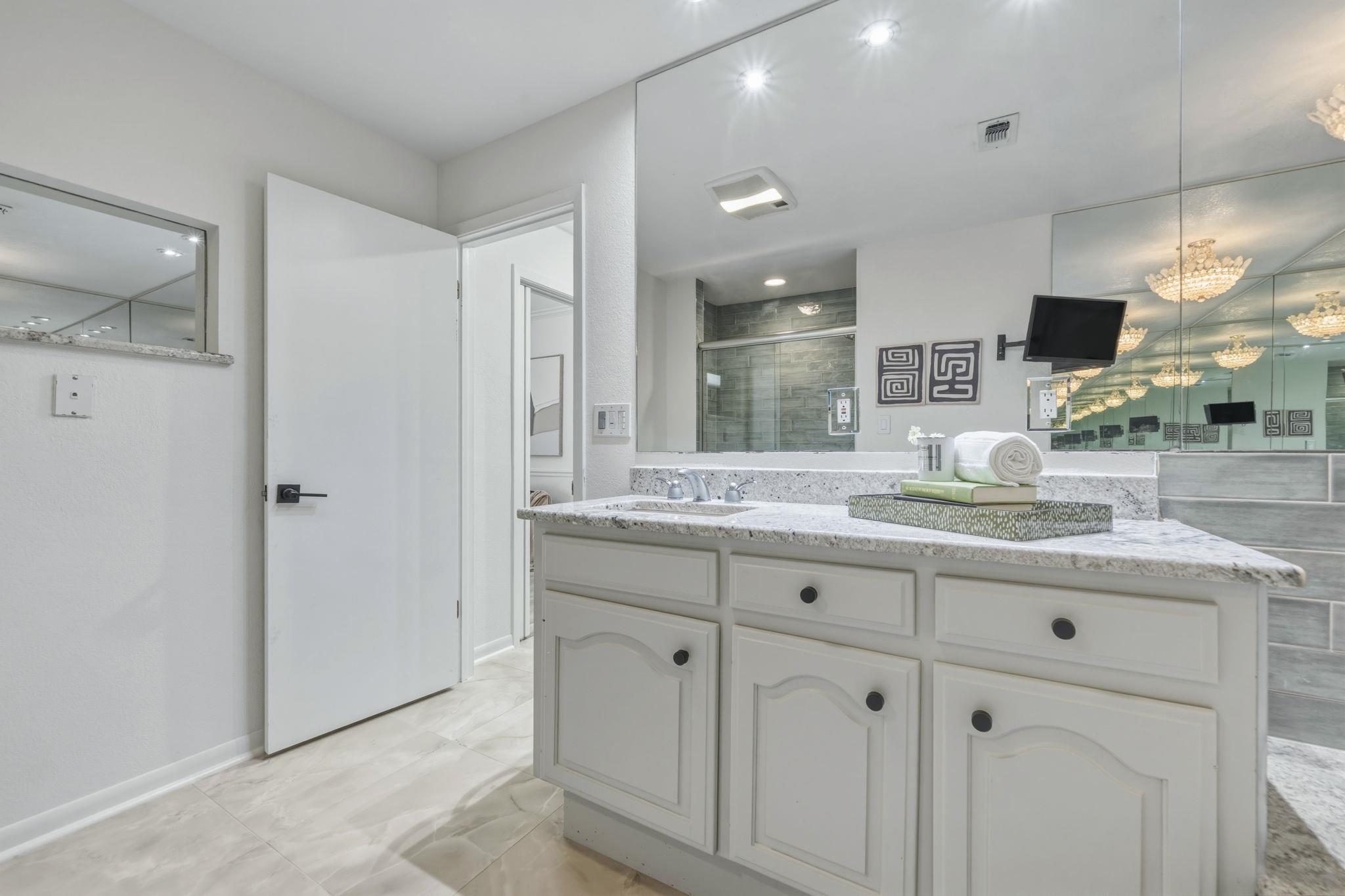 28 Country Oaks Drive Buda TX 78610
