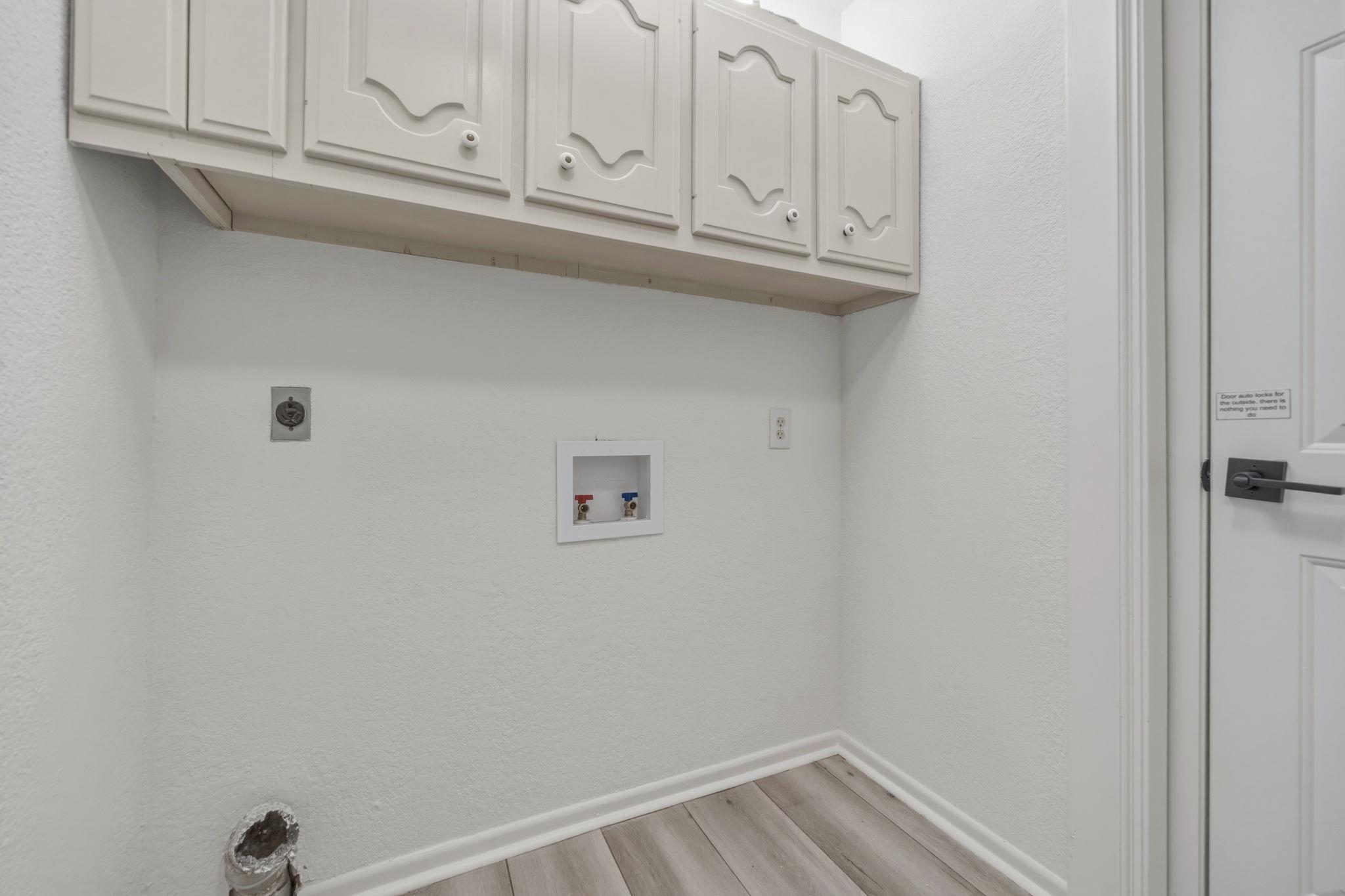 28 Country Oaks Drive Buda TX 78610