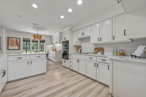 28 Country Oaks Drive Buda TX 78610