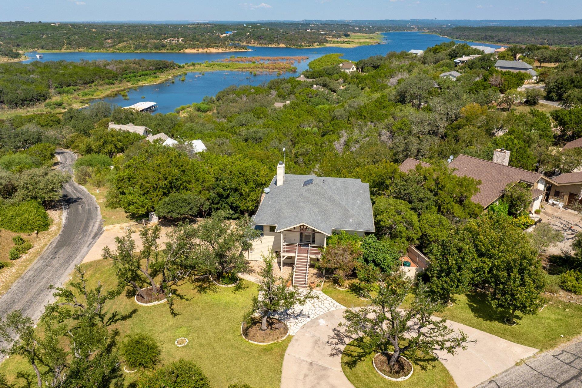 313 Kendall Road Spicewood TX 78669