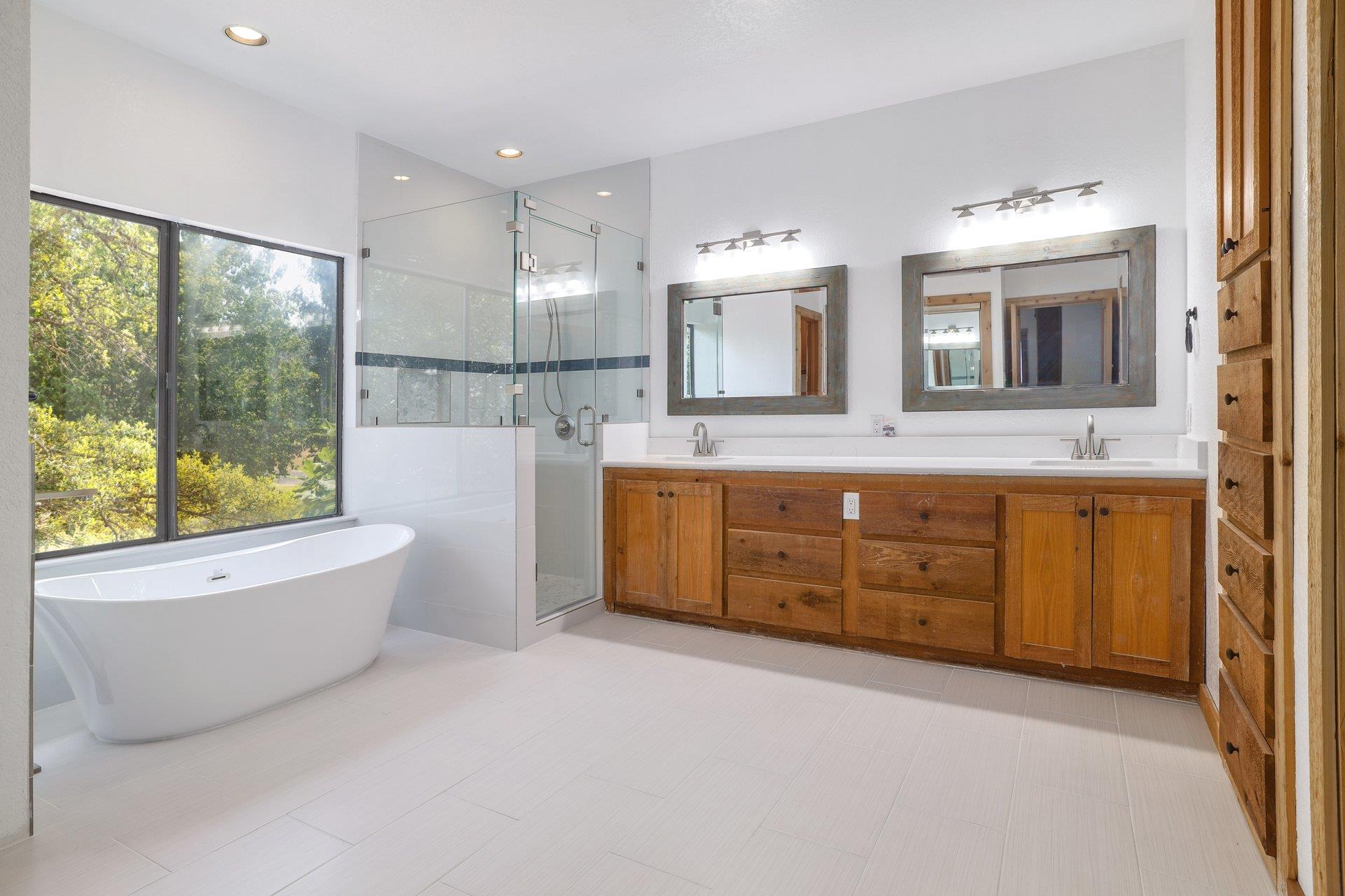 313 Kendall Road Spicewood TX 78669