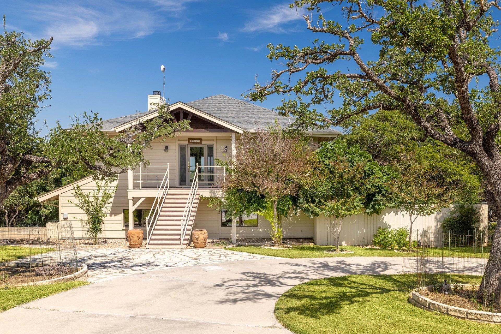 313 Kendall Road Spicewood TX 78669