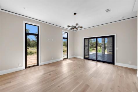 6507 Ranch Road 962 W Round Mountain TX 78663