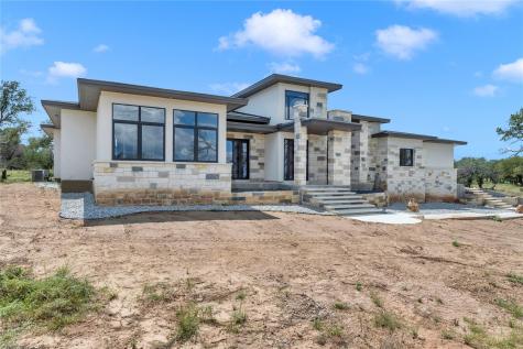 6507 Ranch Road 962 W Round Mountain TX 78663