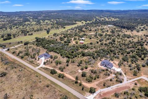 6507 Ranch Road 962 W Round Mountain TX 78663