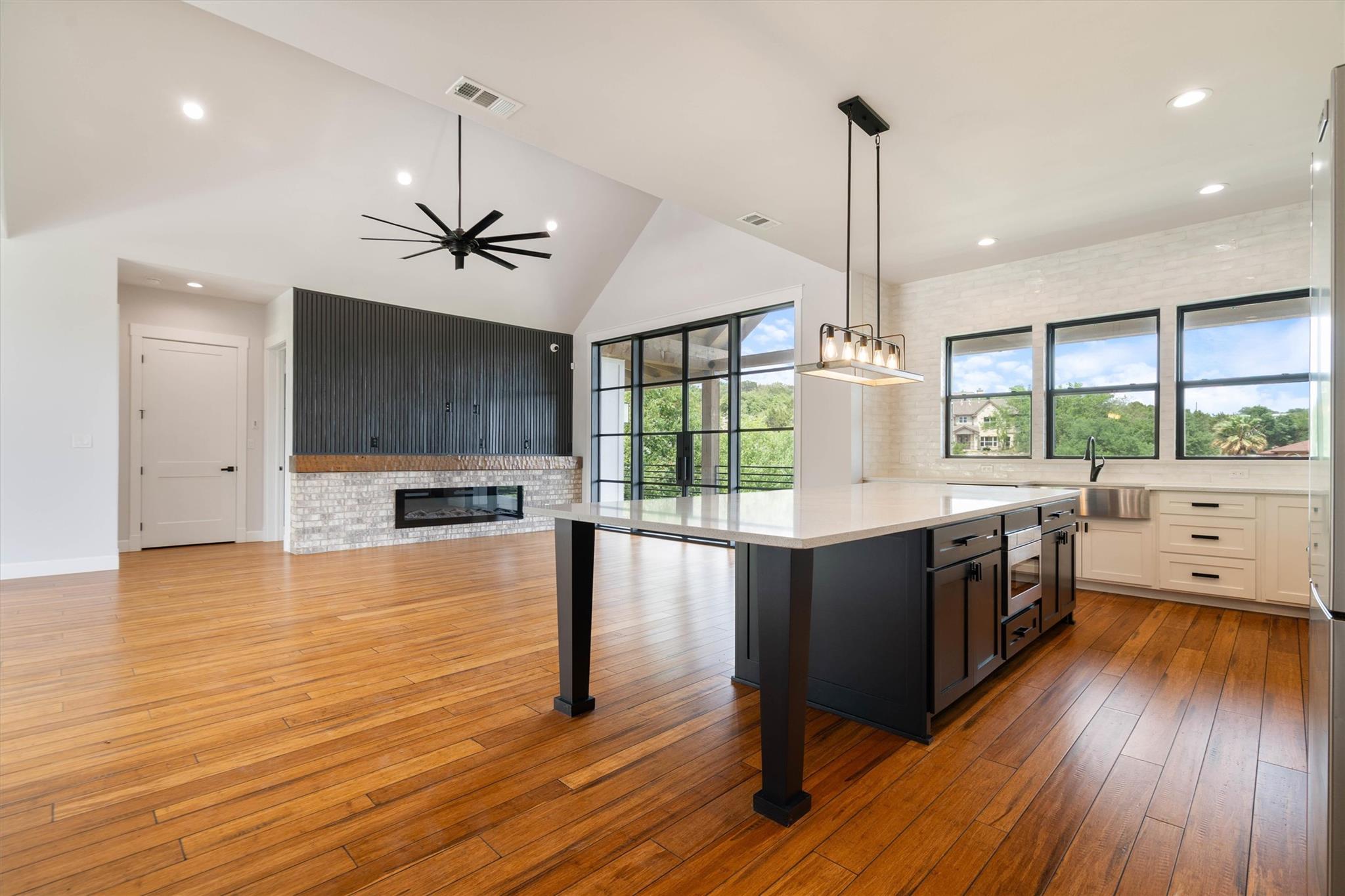 21409 Vista Estates Drive Spicewood TX 78669