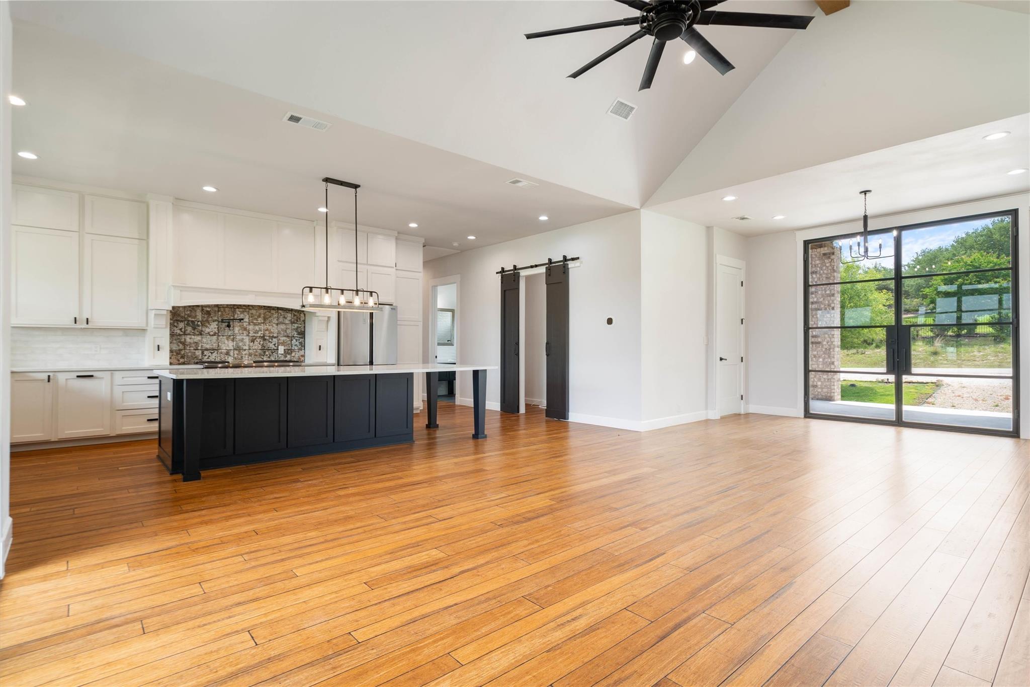 21409 Vista Estates Drive Spicewood TX 78669