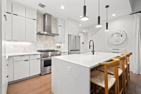2104 E 2nd Street Austin TX 78702