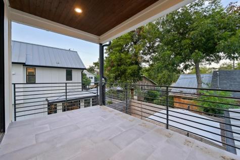 2104 E 2nd Street Austin TX 78702