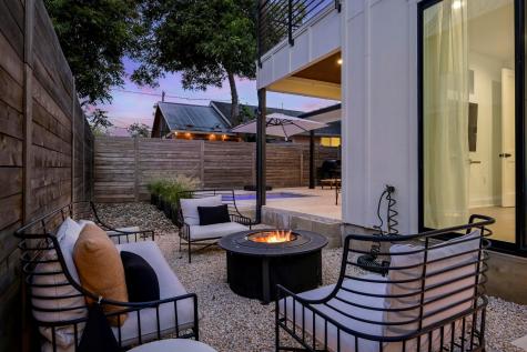 2104 E 2nd Street Austin TX 78702