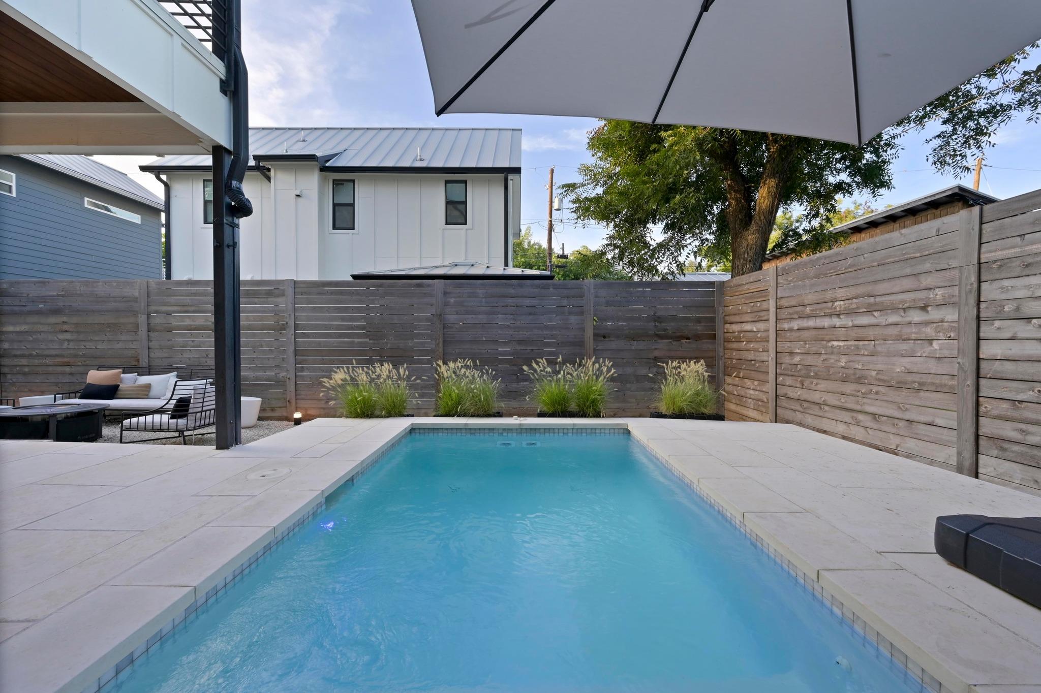2104 E 2nd Street Austin TX 78702