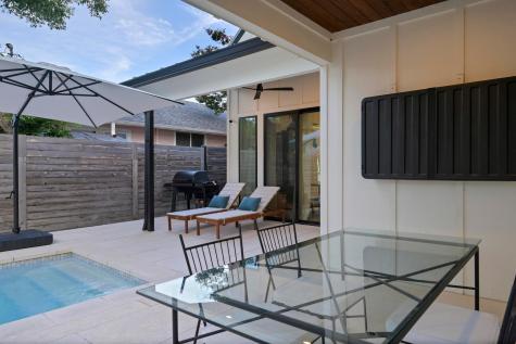 2104 E 2nd Street Austin TX 78702
