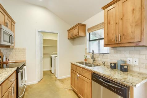 10213 Thomas Lane Dripping Springs TX 78620