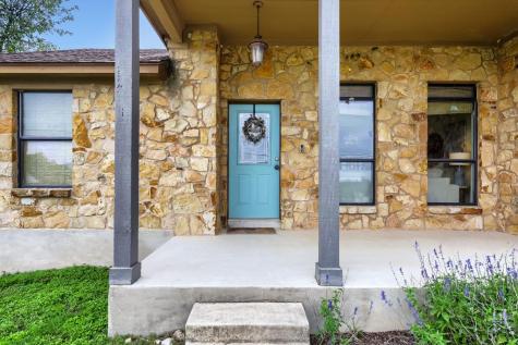 10213 Thomas Lane Dripping Springs TX 78620