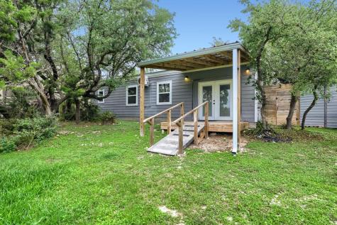 10213 Thomas Lane Dripping Springs TX 78620