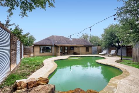 10213 Thomas Lane Dripping Springs TX 78620