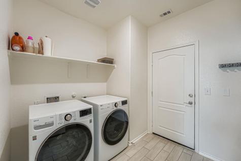 6313 Carriage Pines Drive Del Valle TX 78617