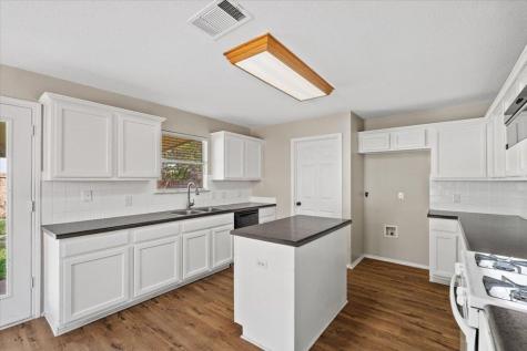 1612 Rossport Bend Leander TX 78641