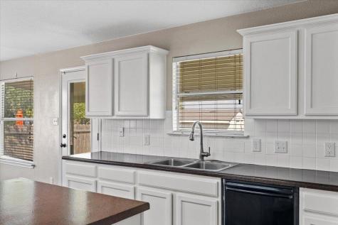 1612 Rossport Bend Leander TX 78641