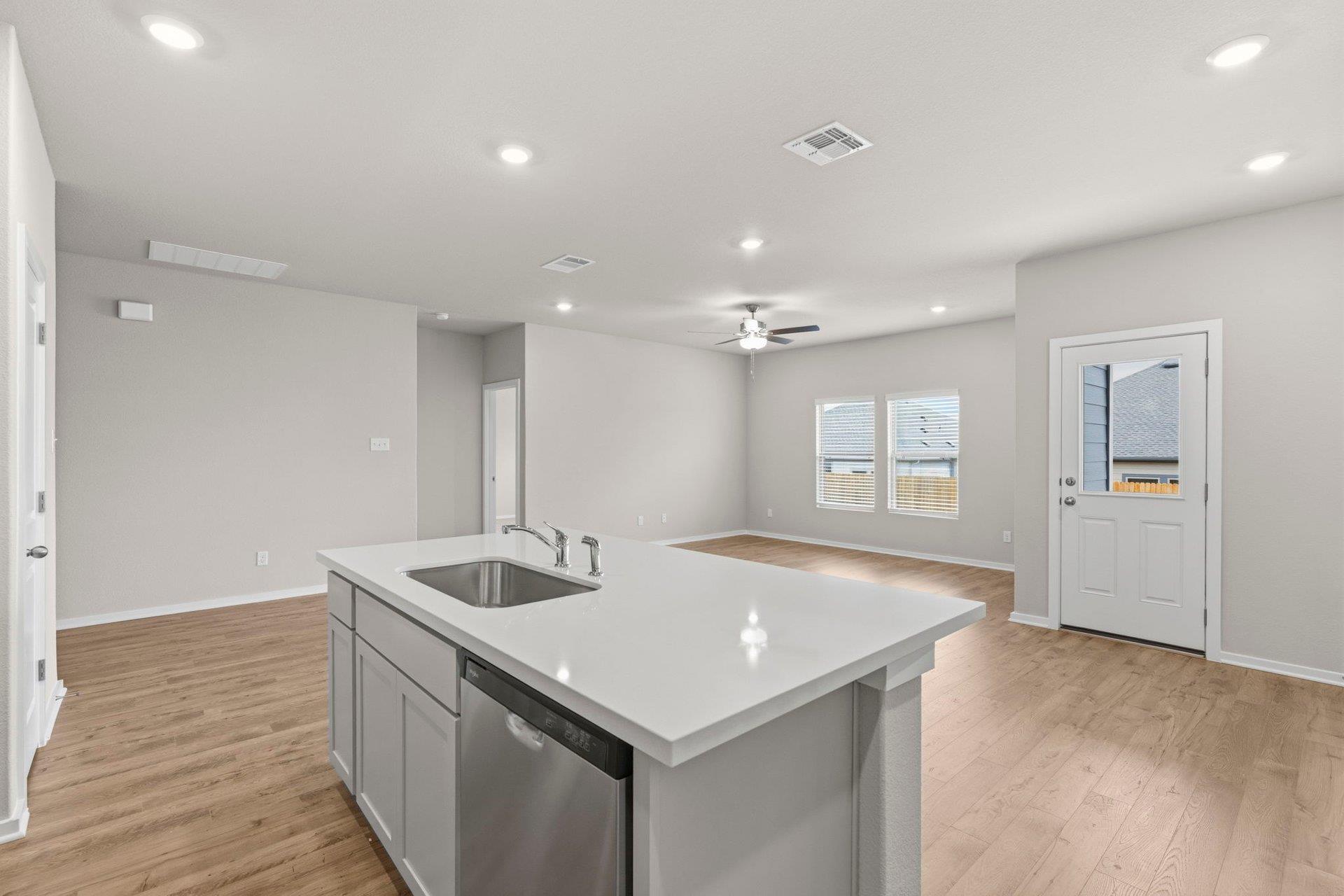 176 Wind Hill Jarrell TX 76537