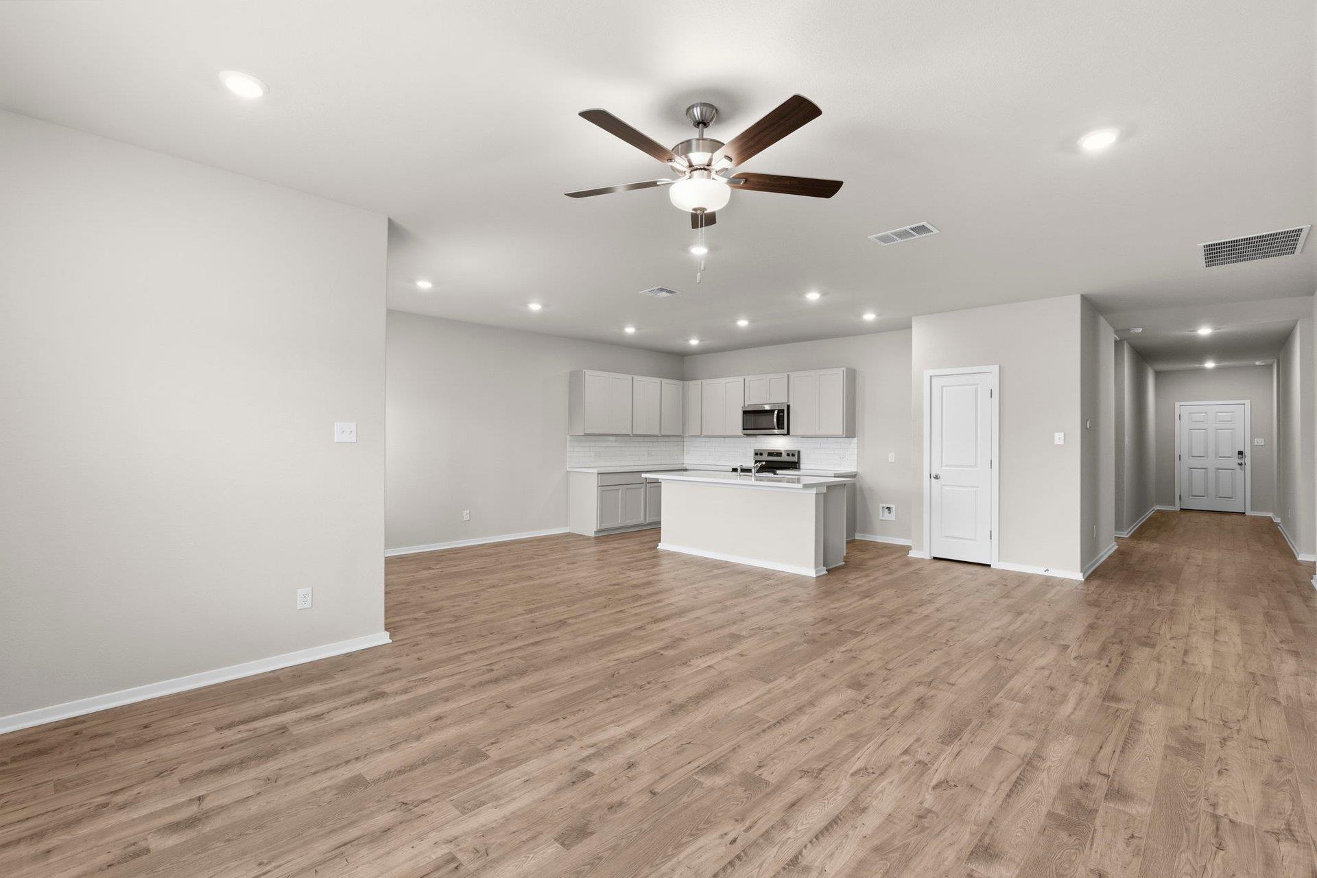 176 Wind Hill Jarrell TX 76537