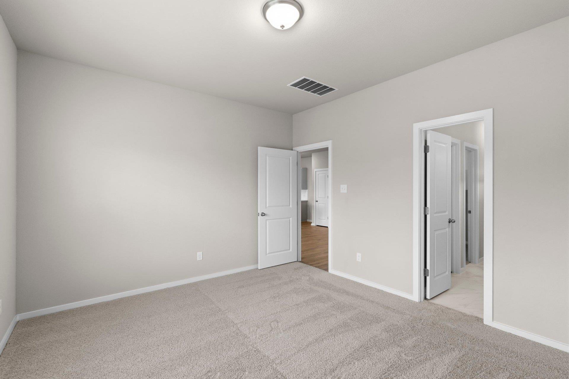 176 Wind Hill Jarrell TX 76537
