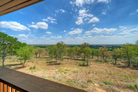 198 Rolling Oak Drive Elgin TX 78621