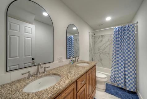 198 Rolling Oak Drive Elgin TX 78621