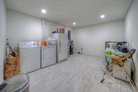 198 Rolling Oak Drive Elgin TX 78621