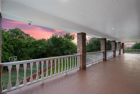 12 Hedge Lane Austin TX 78746