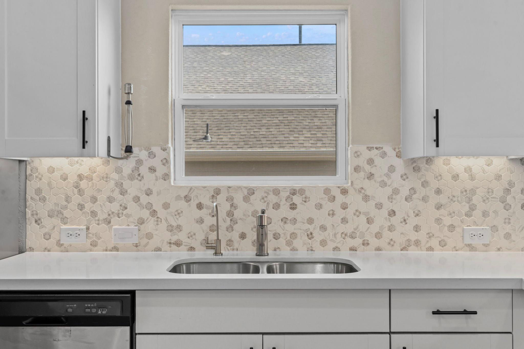 6533 Crockett Cove Schertz TX 78108