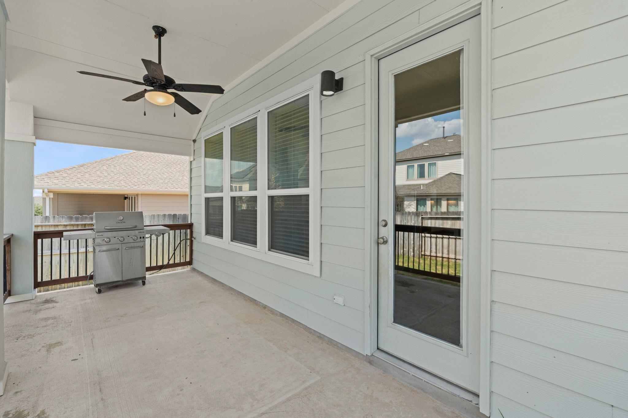 6533 Crockett Cove Schertz TX 78108
