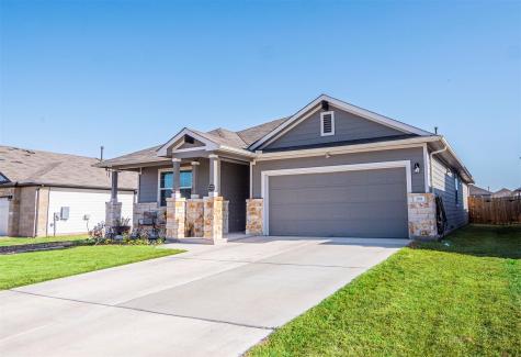 208 Greens Bayou Trail Hutto TX 78634