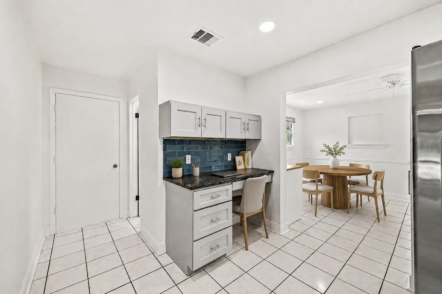 1804 Oakridge Drive Round Rock TX 78681