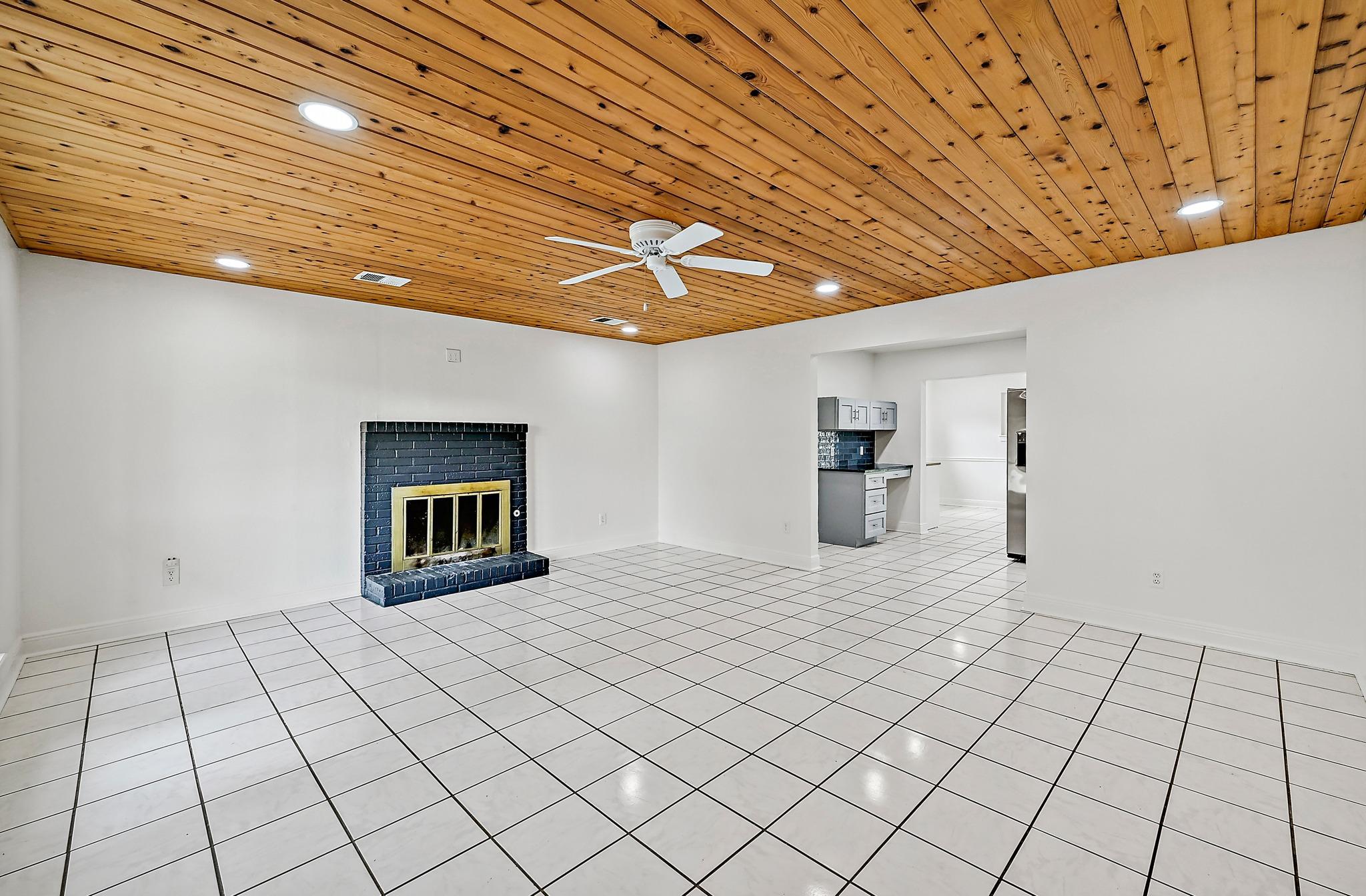 1804 Oakridge Drive Round Rock TX 78681