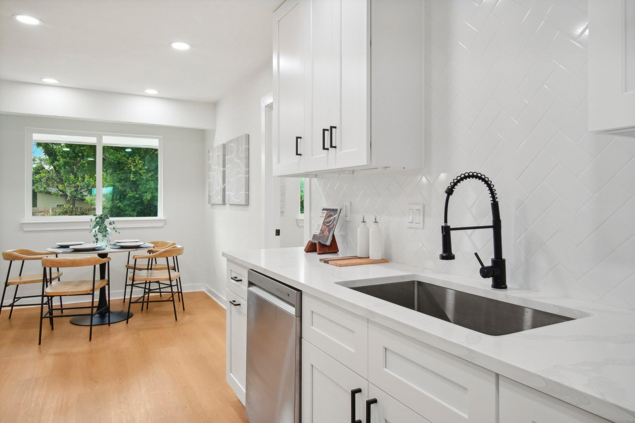 10219 W Rutland Village Austin TX 78758